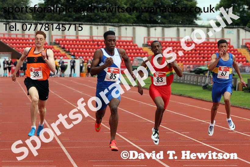 Senior boys 200 metres, English Schools Track and Field. Photo: David T. Hewitson/Sports for All Pics